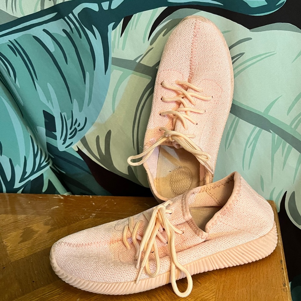 Peach knit sneakers